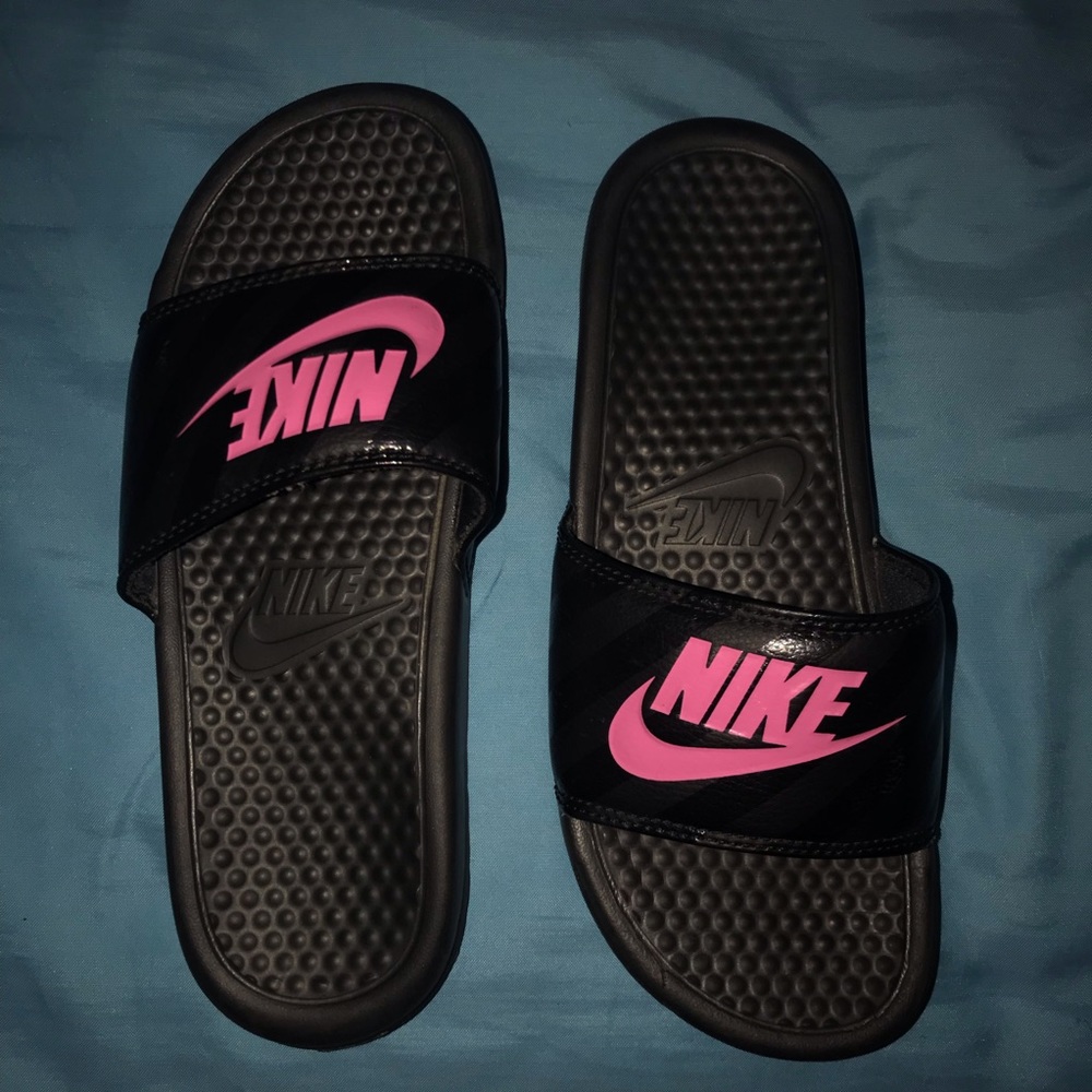 Nike Benassi Black and Pink Sandal